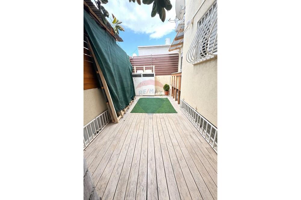 Apartment for Sale in Tel Aviv - Image 7