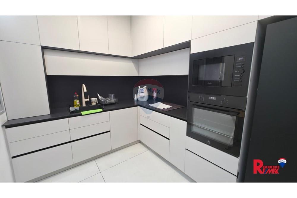 Apartment for Sale in Rishon LeZion - Image 4