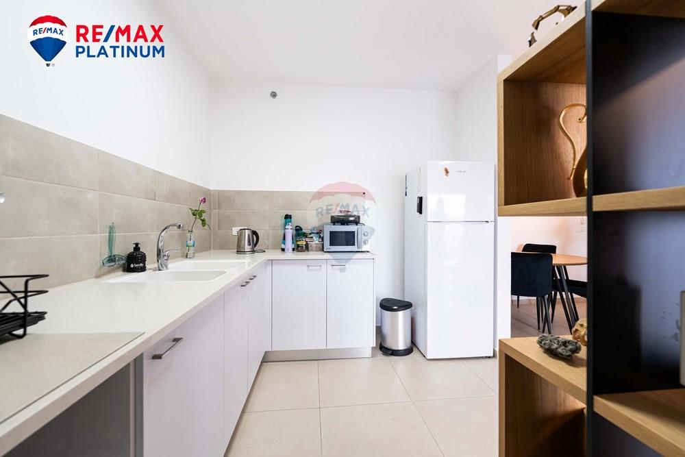 Apartment for Sale in Or Yehuda - Image 2