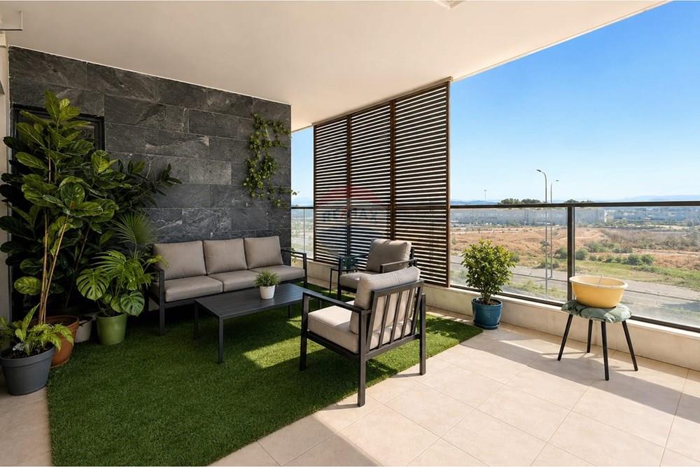 Apartment for Sale in פרדס חנה - כרכור - Image 1