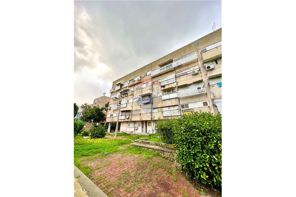 Apartment for Sale in Tel Aviv - Image 5