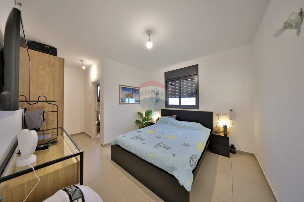Apartment for Sale in קרית מוצקין - Image 6