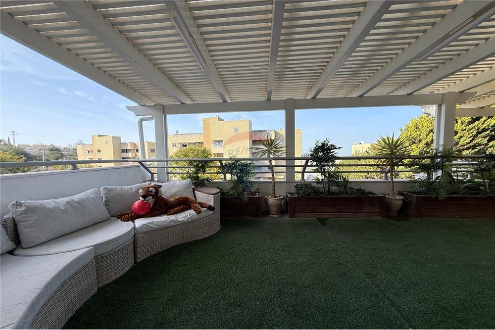 Apartment for Sale in נוף הגליל - Image 7