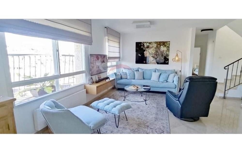 Apartment for Sale in Jerusalem - Image 2