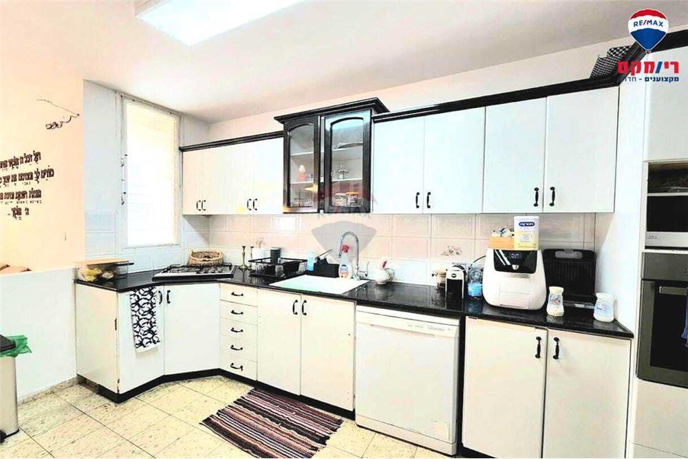 Apartment for Sale in Hadera - Image 3