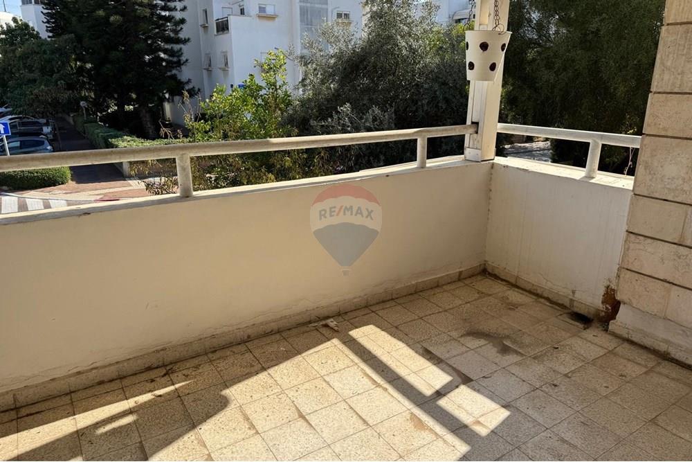 Apartment for Sale in Rishon LeZion - Image 6