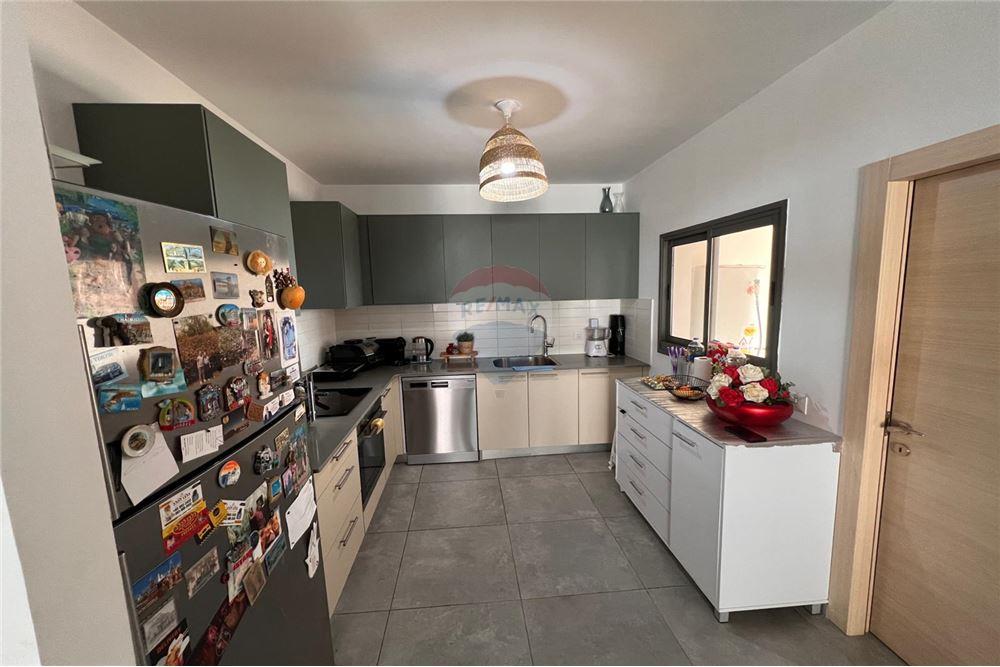 Apartment for Sale in Nahariya - Image 5