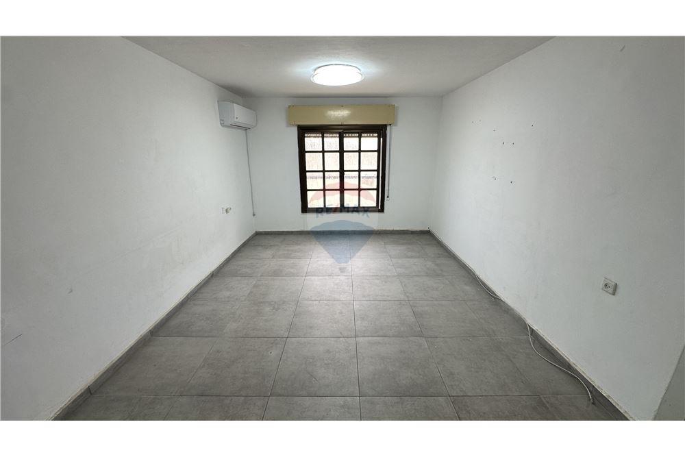 Apartment for Sale in Beer Sheva - Image 2