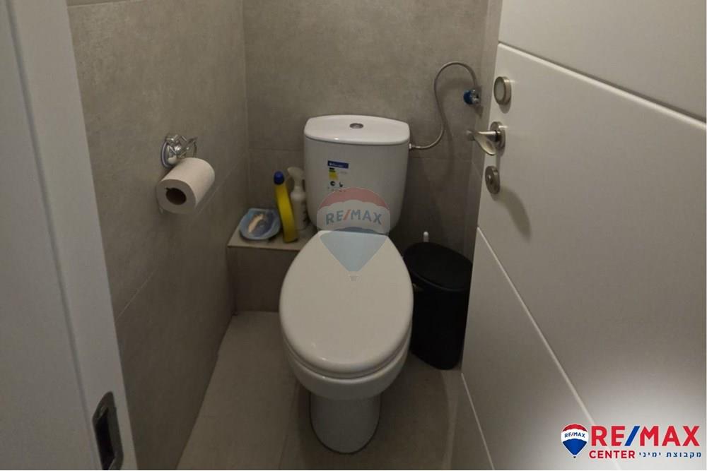 Apartment for Sale in Bat Yam - Image 5