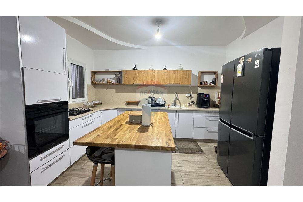 Apartment for Sale in Afula - Image 5