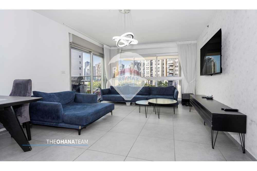 Apartment for Sale in Netanya - Image 1