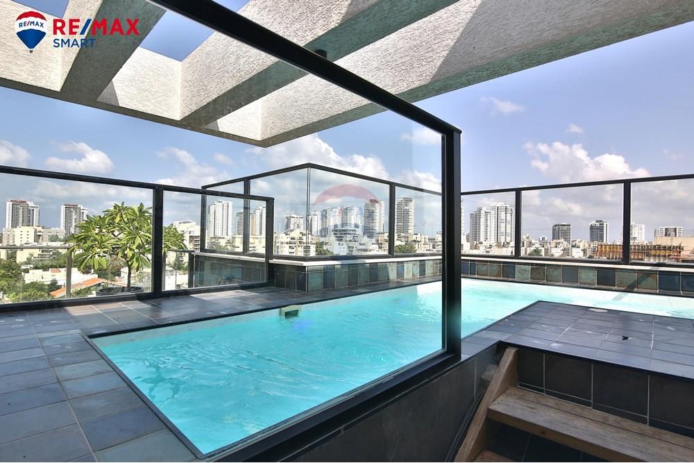 Apartment for Sale in קרית מוצקין - Image 3