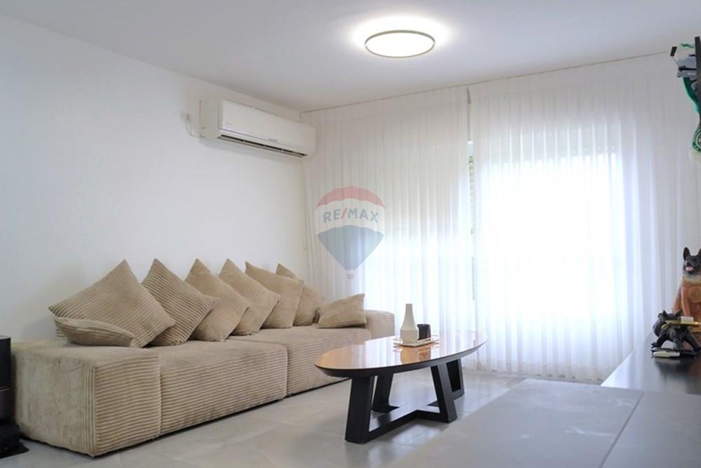 Apartment for Sale in Ashdod - Image 1