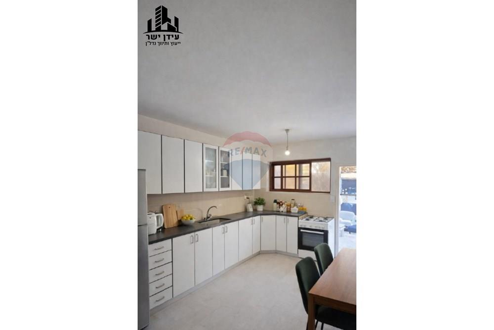 Apartment for Sale in Tel Aviv - Image 5