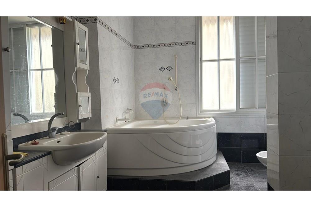 Apartment for Sale in Netanya - Image 5