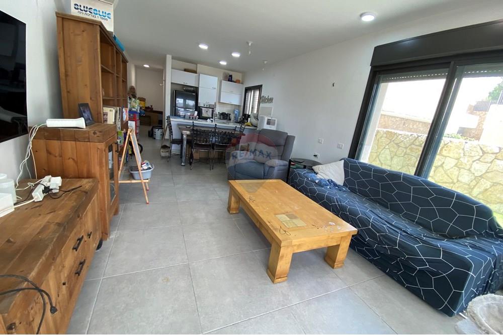 Apartment for Sale in צור הדסה - Image 5