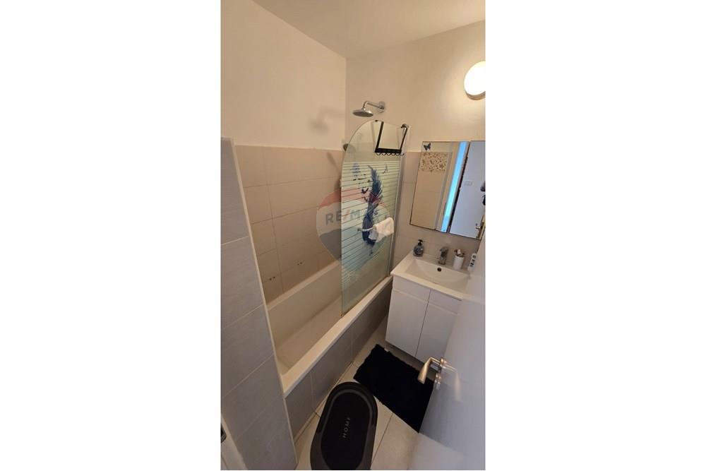 Apartment for Sale in Haifa - Image 5