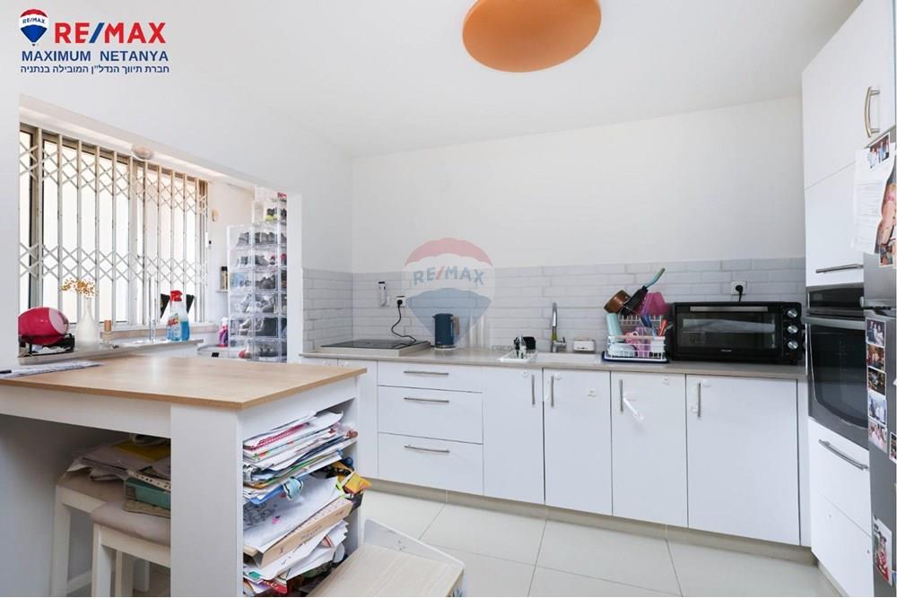 Apartment for Sale in Netanya - Image 2