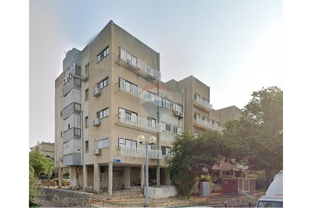 Apartment for Sale in Tel Aviv - Image 1