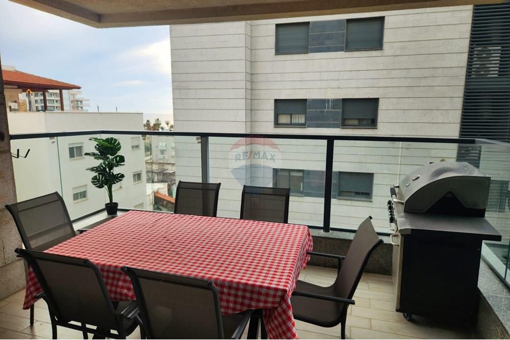 Apartment for Sale in Nahariya - Image 7