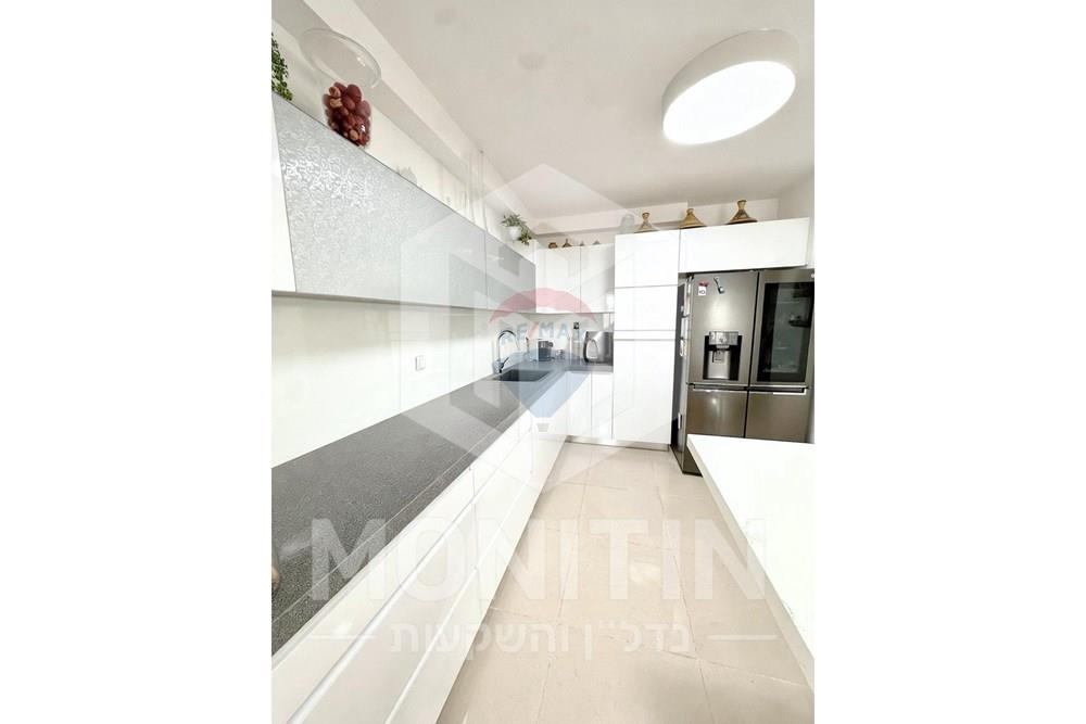 Apartment for Sale in Ashdod - Image 1