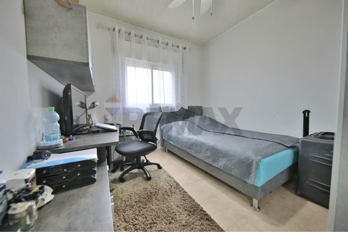 Apartment for Sale in קרית מוצקין - Image 3