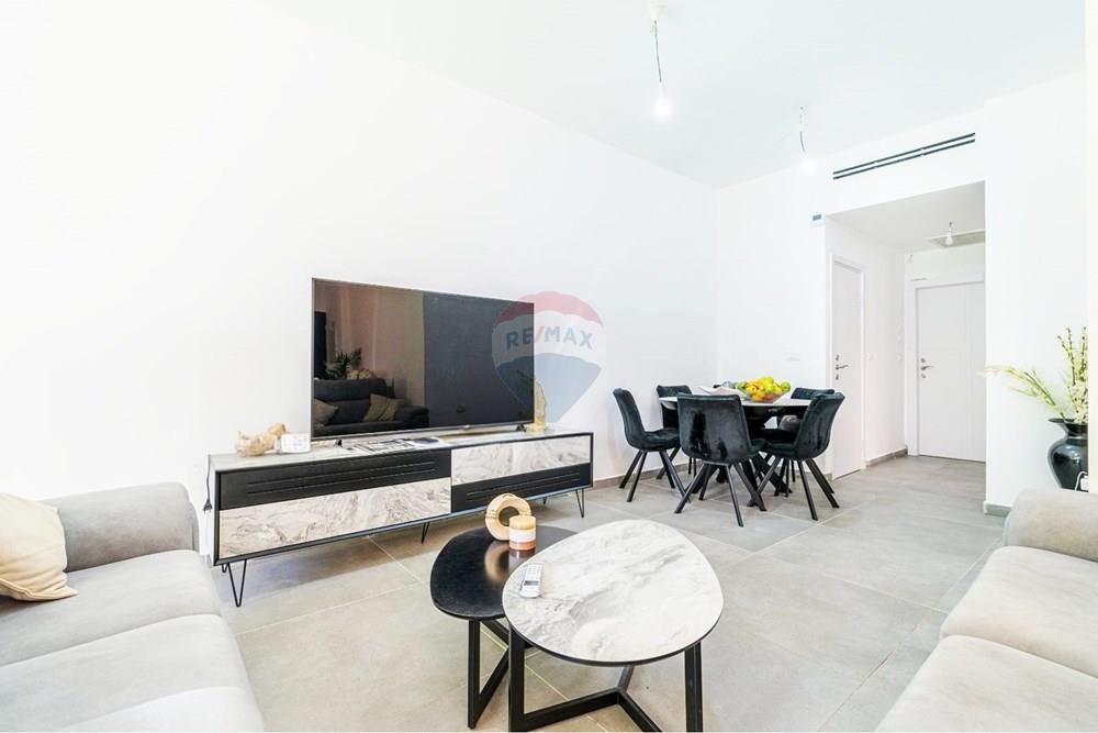 Apartment for Sale in Hadera - Image 7