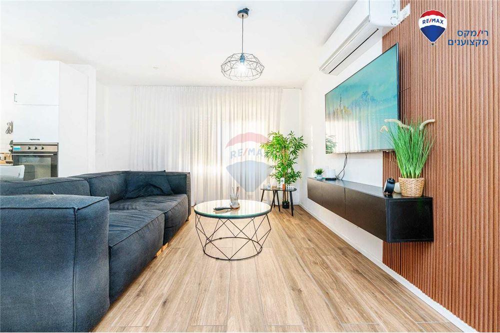 Apartment for Sale in Hadera - Image 4