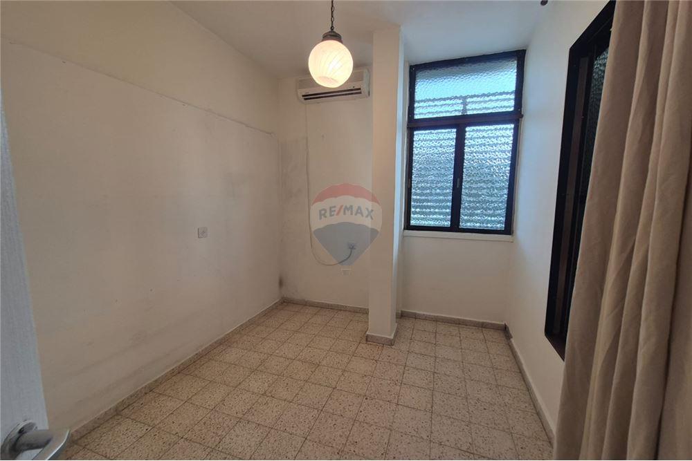 Apartment for Sale in Tel Aviv - Image 3