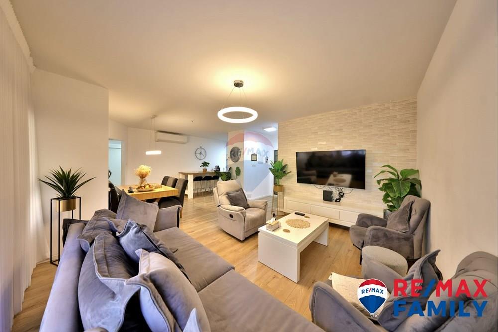 Apartment for Sale in קרית אתא - Image 1