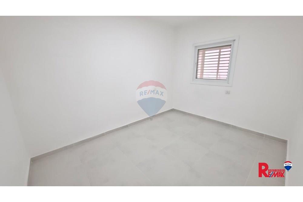 Apartment for Sale in Rishon LeZion - Image 6