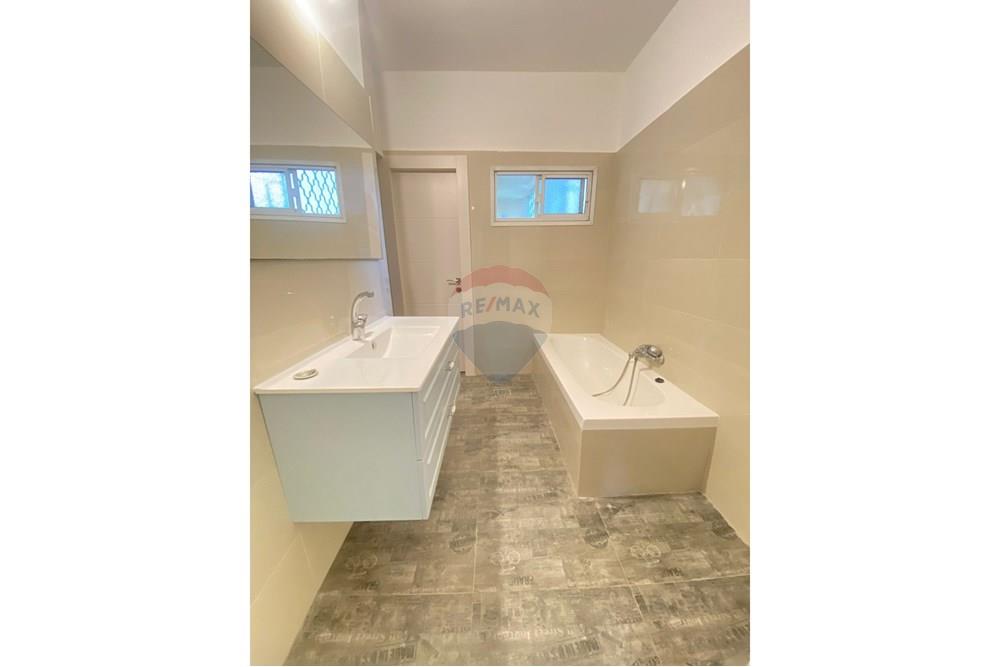 Apartment for Sale in Kfar Saba - Image 7