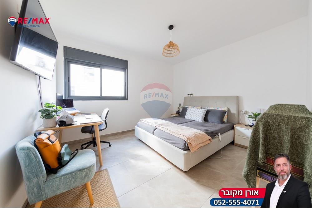 Apartment for Sale in פרדסיה - Image 3