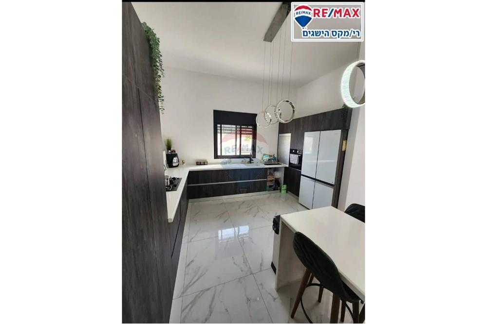 Condo for Sale in Dimona - Image 3