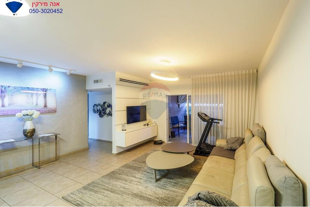 Apartment for Sale in Nahariya - Image 4