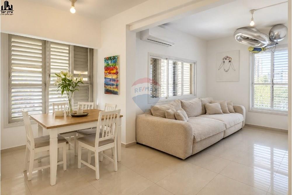 Apartment for Sale in Tel Aviv - Image 1