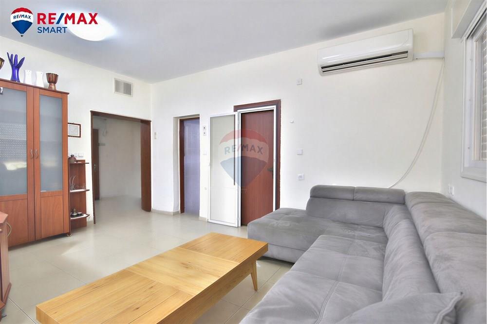 Apartment for Sale in Haifa - Image 4