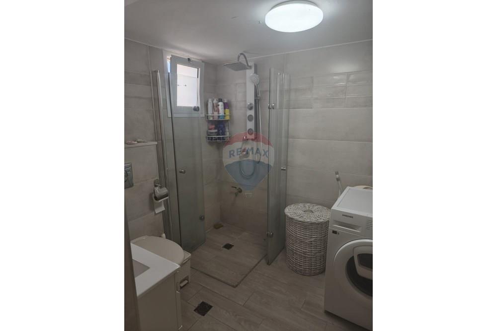 Apartment for Sale in Acre - Image 6