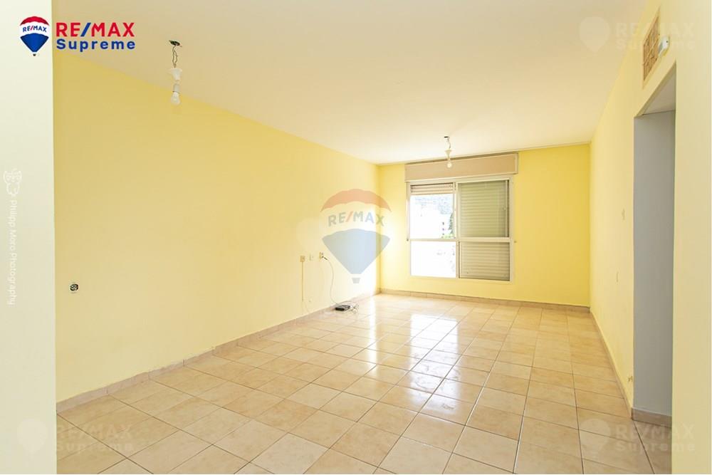 Apartment for Sale in נשר - Image 1