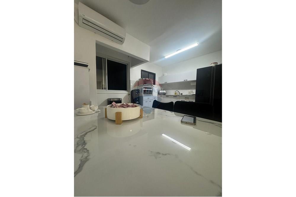 Apartment for Sale in קרית ביאליק - Image 2