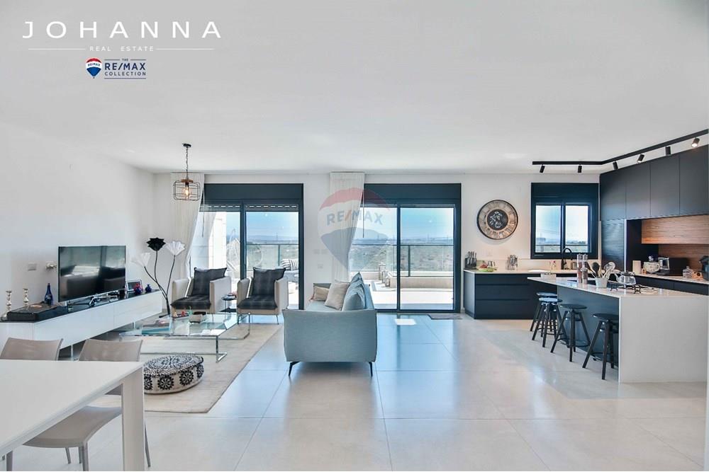 Apartment for Sale in אור עקיבא - Image 3
