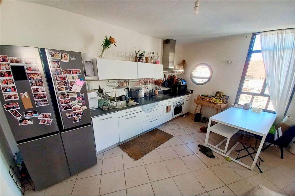 Apartment for Sale in Tel Aviv - Image 5