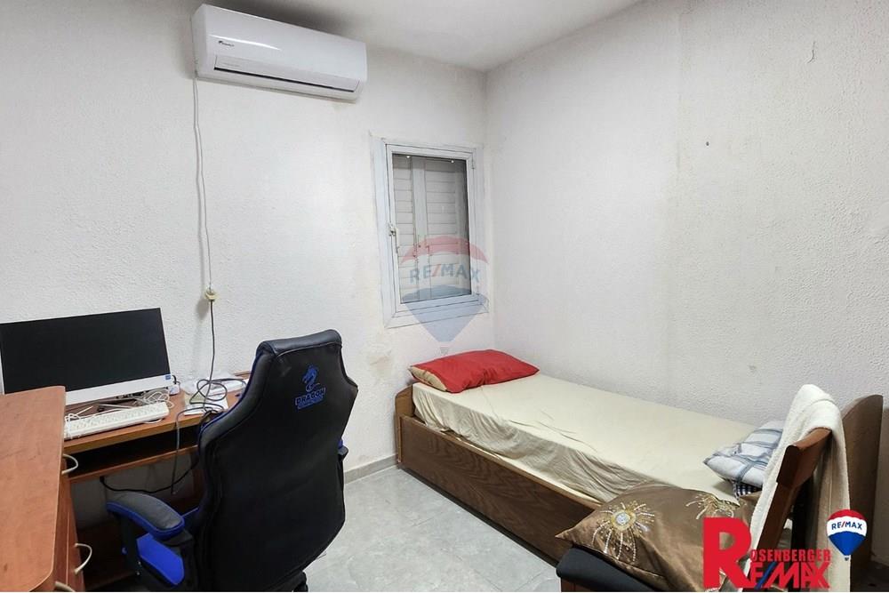 Apartment for Sale in Holon - Image 5