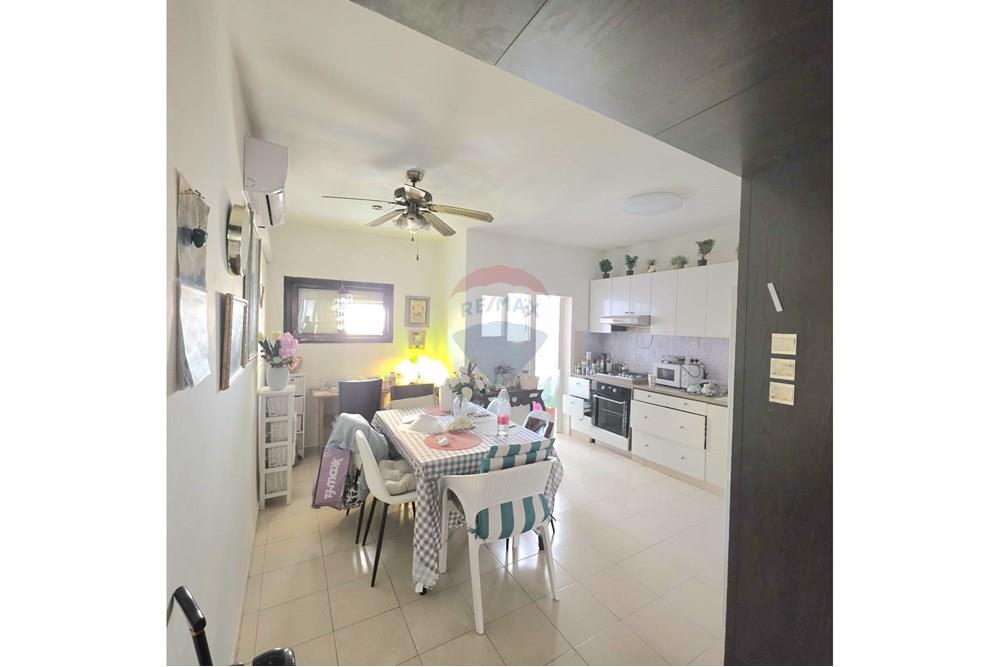 Apartment for Sale in Herzliya - Image 2