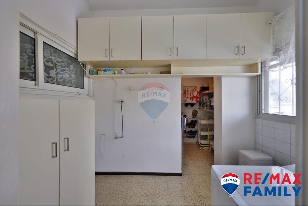 Apartment for Sale in קרית מוצקין - Image 2