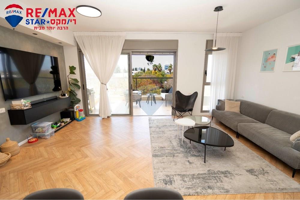 Apartment for Sale in Herzliya - Image 6