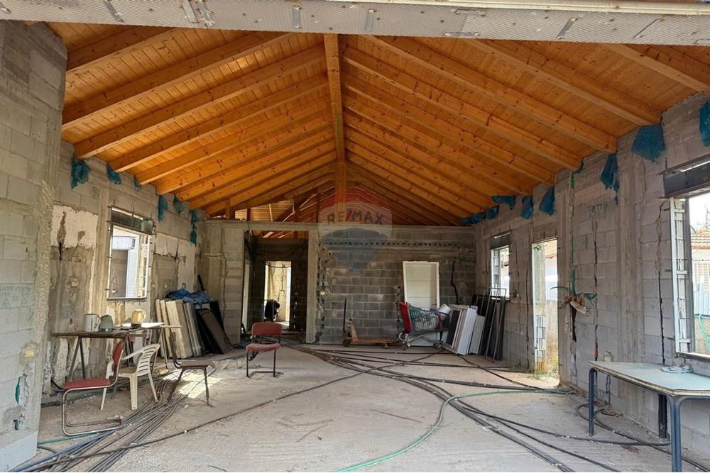 Apartment for Sale in Kfar Saba - Image 2