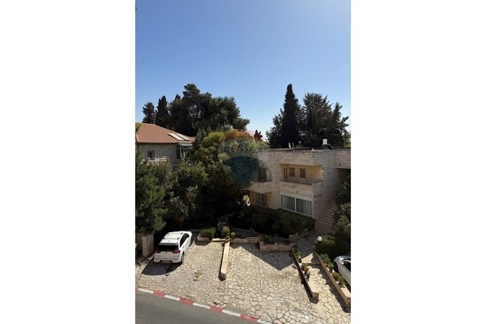 Apartment for Sale in Jerusalem - Image 5