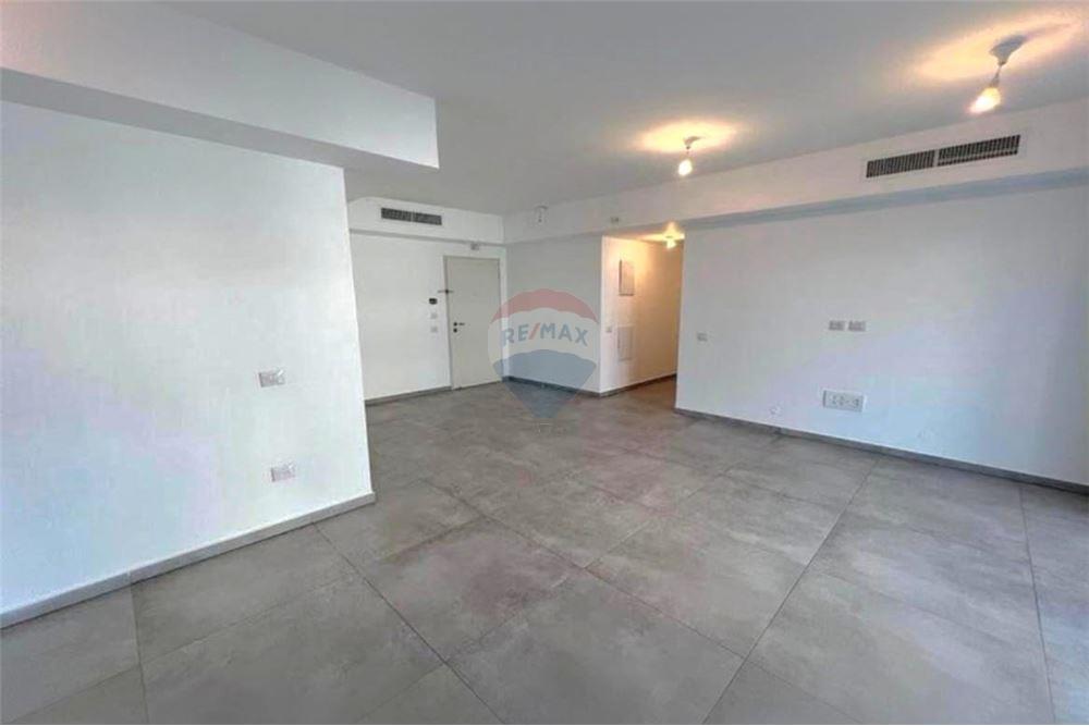 Apartment for Sale in אור עקיבא - Image 6