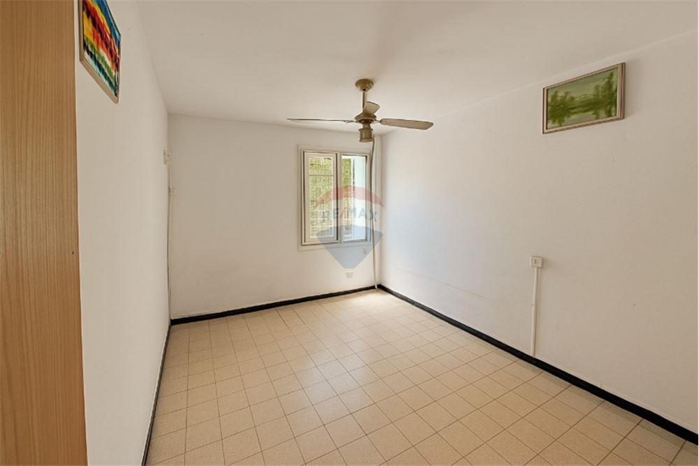 Apartment for Sale in Tel Aviv - Image 4